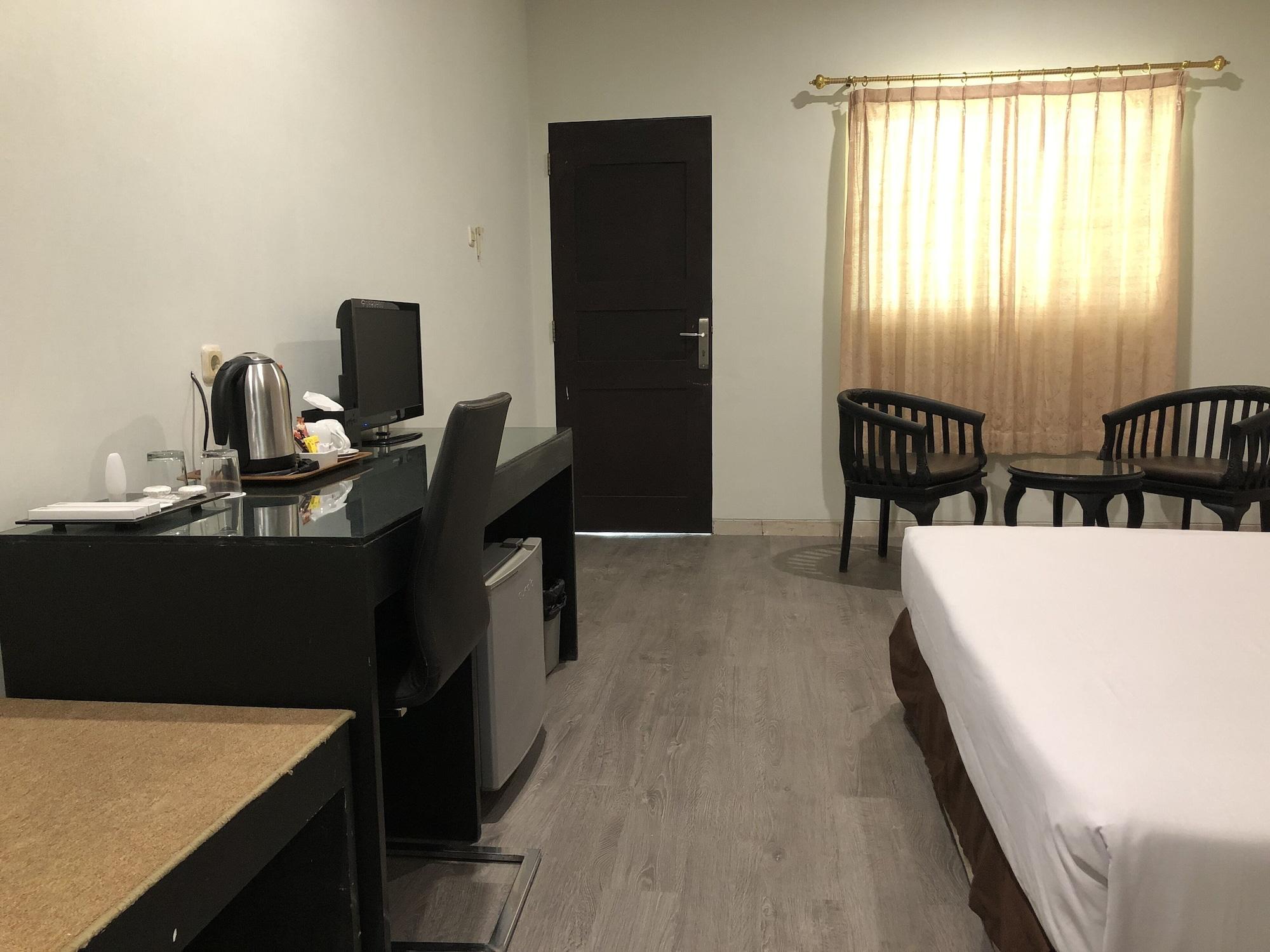 Hotel Sinar 3 Sedati Exterior photo